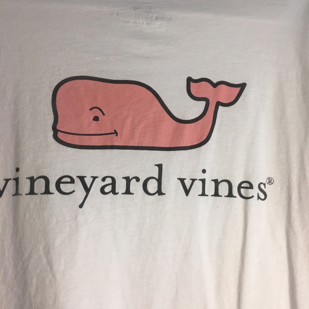 Vineyard Vines TShirt